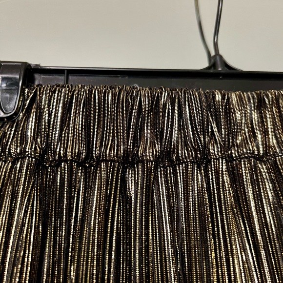 Forever 21 Plisse Pencil Skirt - Picture 4 of 5